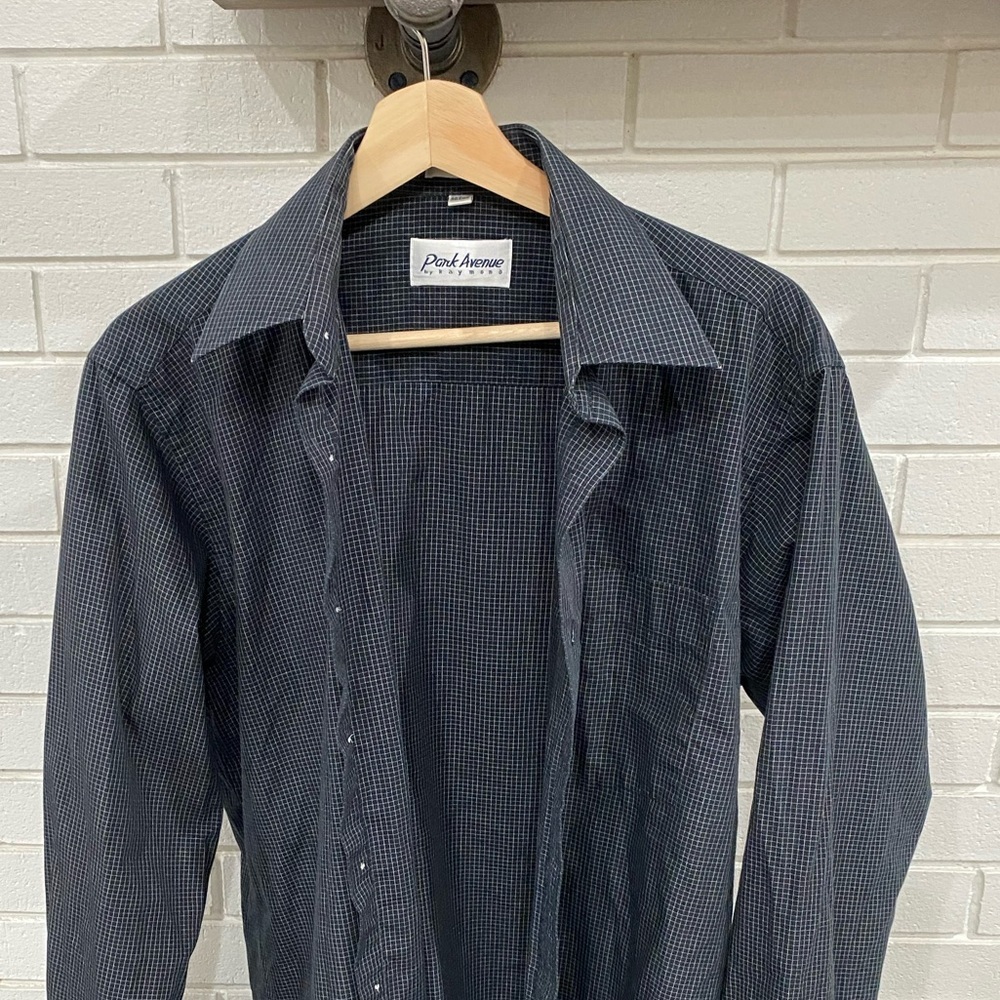 Men’s Park Avenue button down shirt